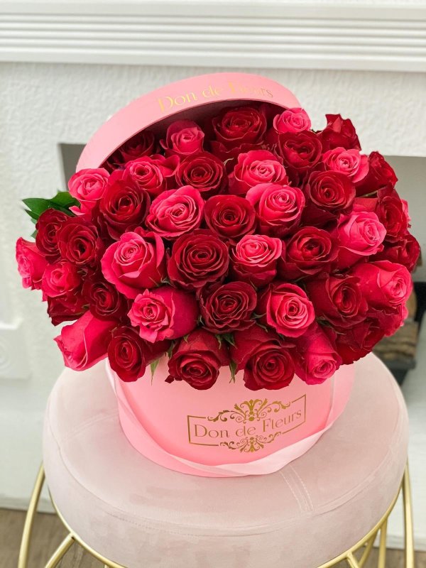 малиновая роза