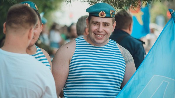 К 23 февраля вдв