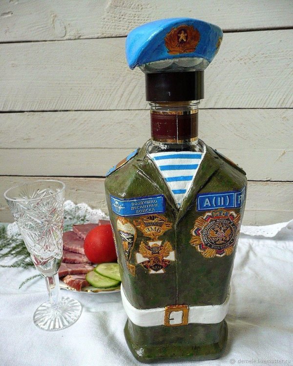 К 23 февраля для десантника