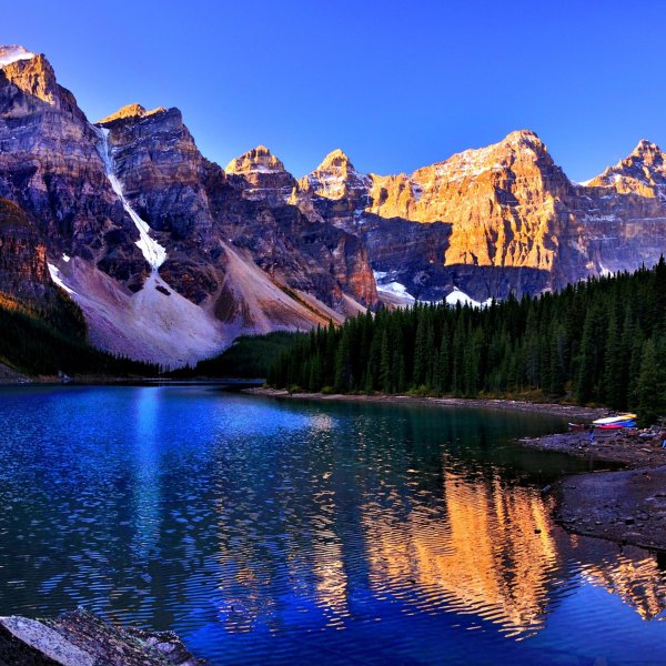 озеро морейн в канаде