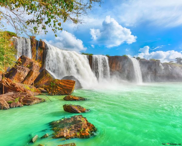 водопад чхонджиён