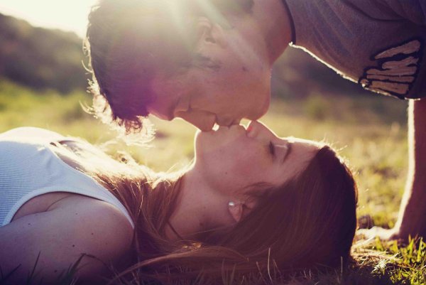 романтические поцелуи