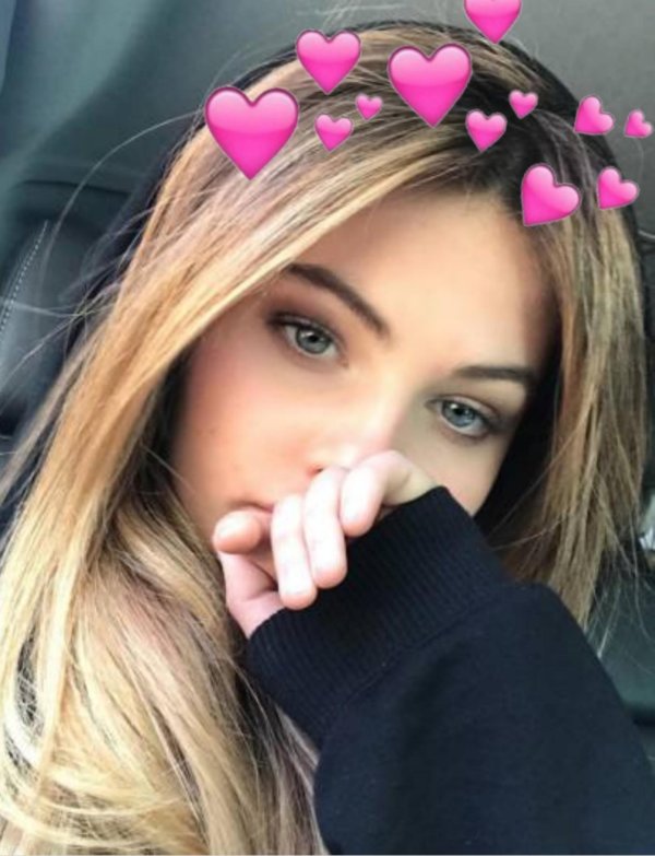 ава девушек