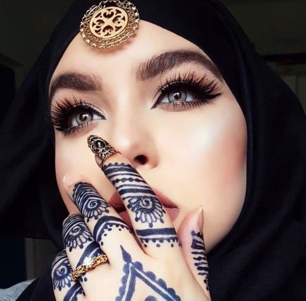 сабина байсакова восточные глаза