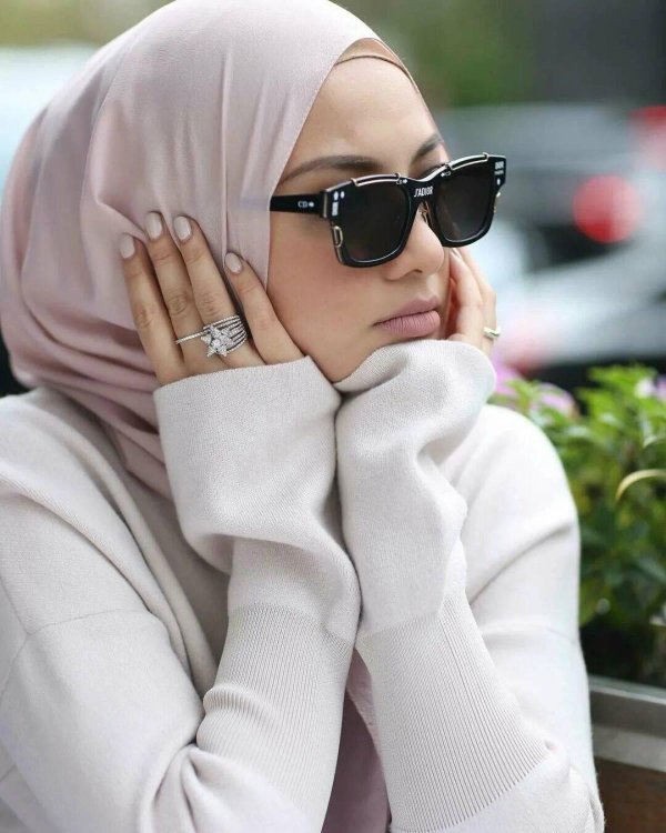 хиджаб диор