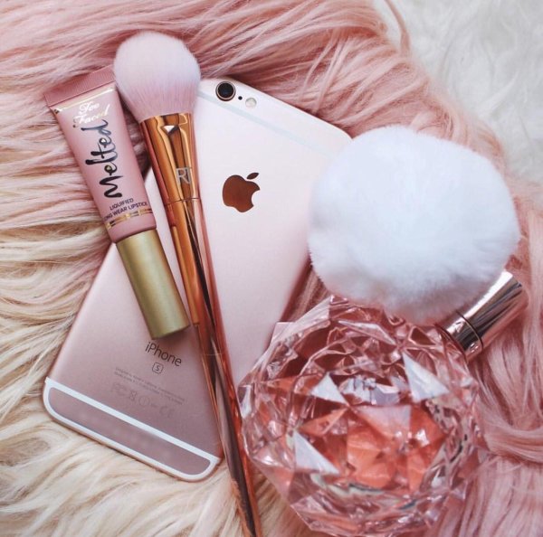 косметика розовая