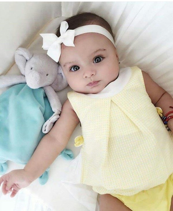 девочка новорожденная