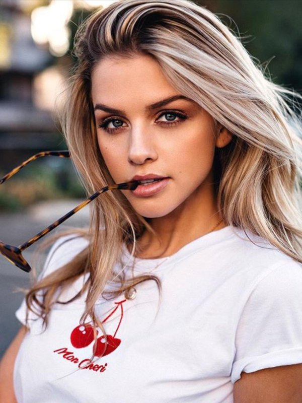 marina laswick