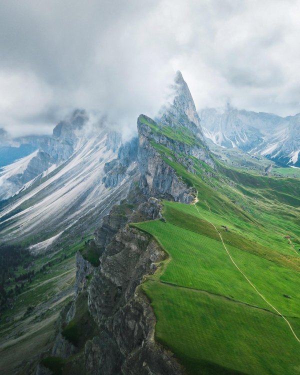 гора сечеда италия