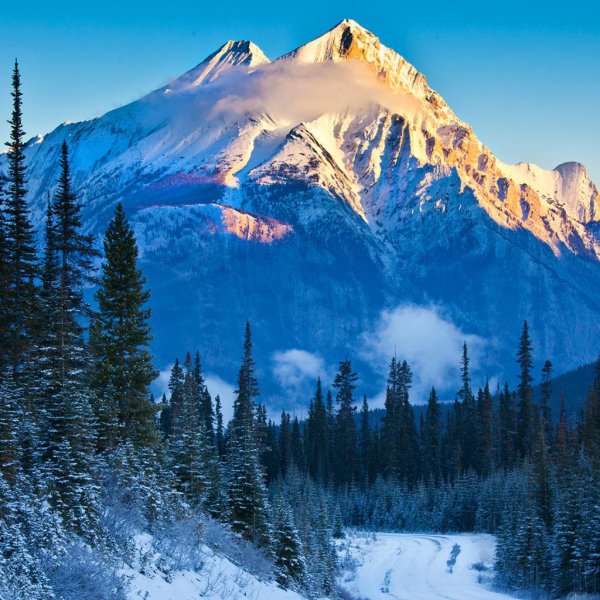 зимний горный пейзаж