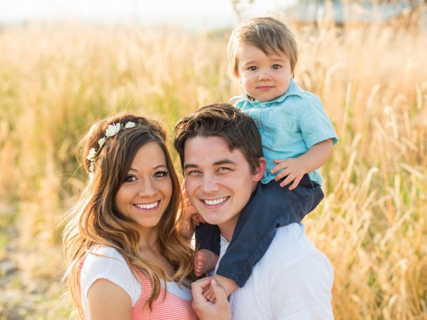 пара с детьми