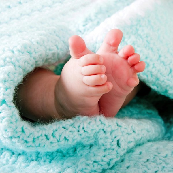 ножки младенца