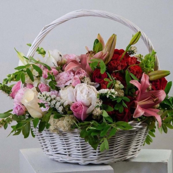 букет в корзинке