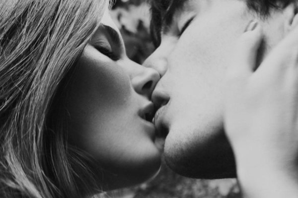 самый нежный поцелуй роман