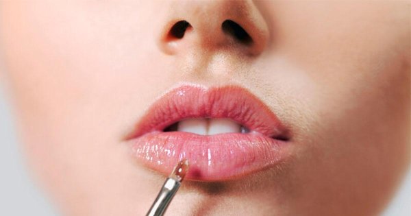 блеск на губах