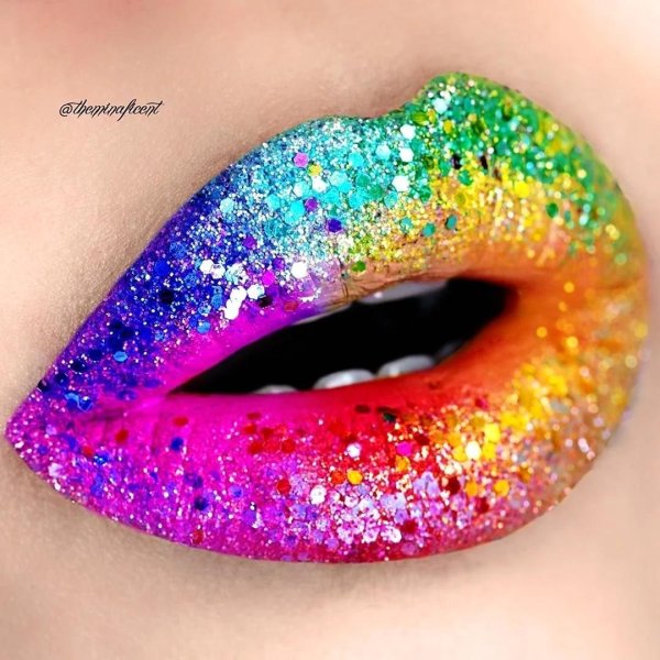 красивый макияж губ