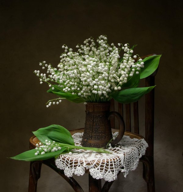 натюрморт с ландышами