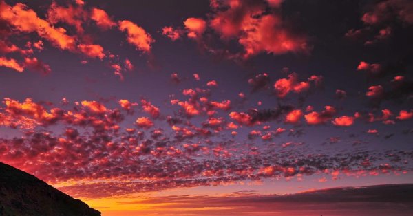 красное небо