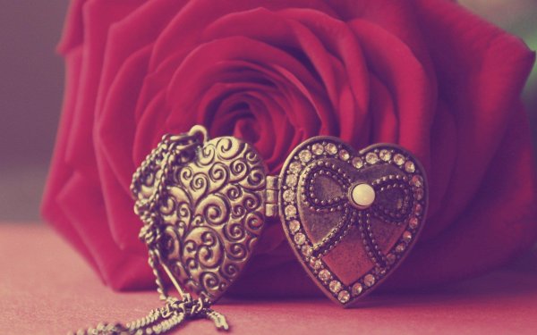 кулон сердечки