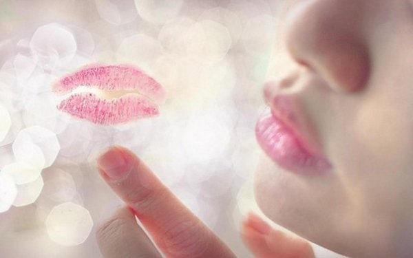 открытки с воздушным поцелуем