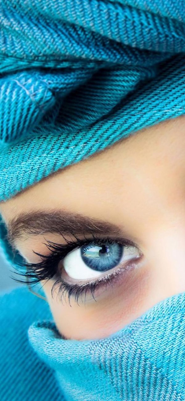 красивая глаза