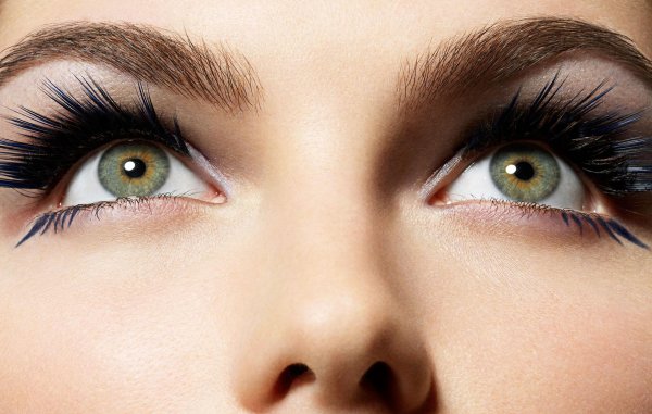 нарощенные ресницы красивые