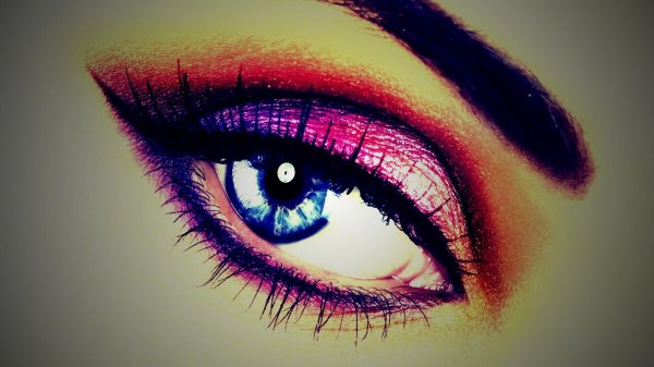 фиолетовый макияж глаз