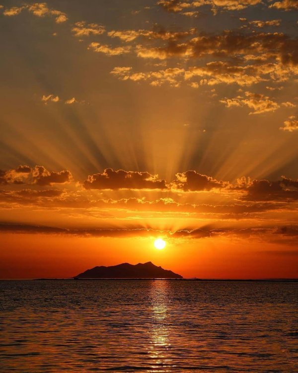 рассвет на море