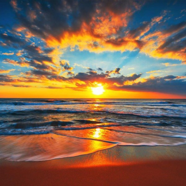 восход на море