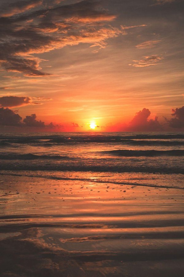 восход на море