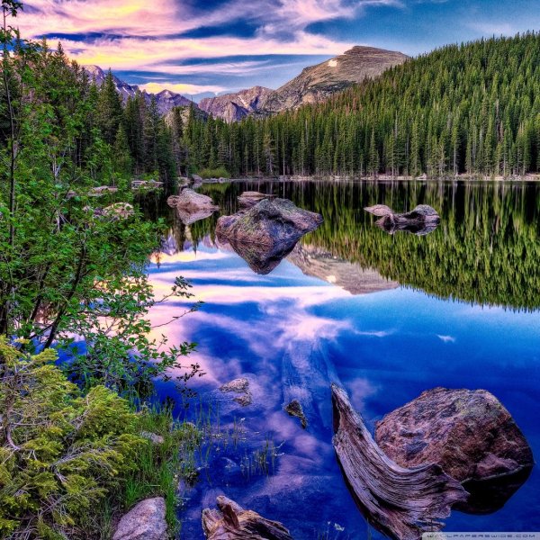 пазл озеро в горах