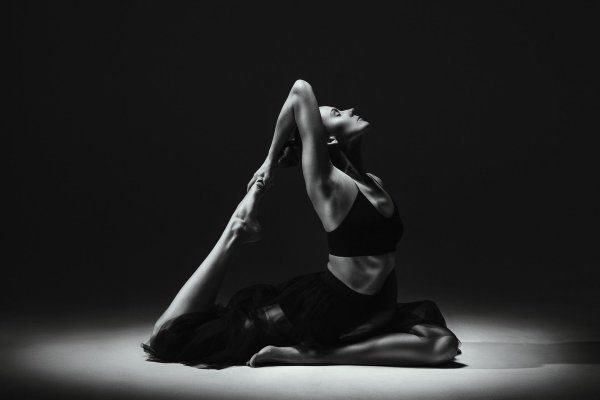 красивые позы йоги