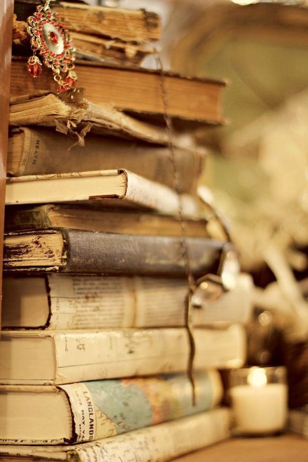 винтажные книги