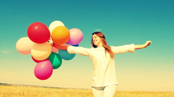 девочка с шариками