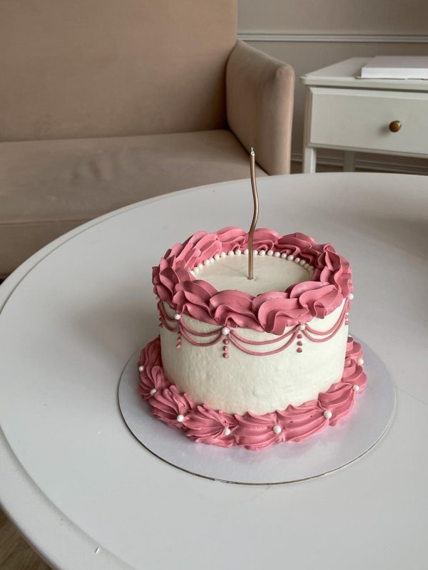 эстетичные торты на день рождения