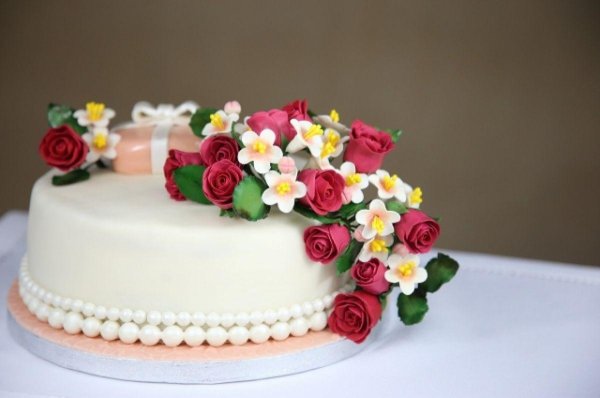 красивые торты с цветами