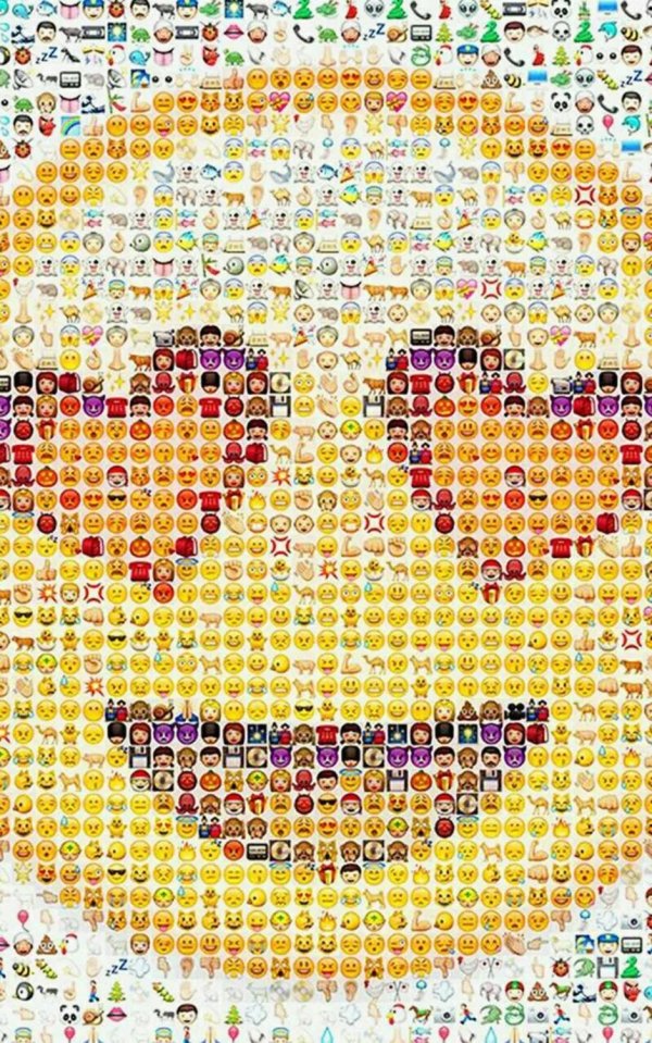 картина из смайлов