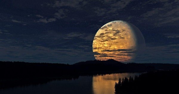 отражение луны