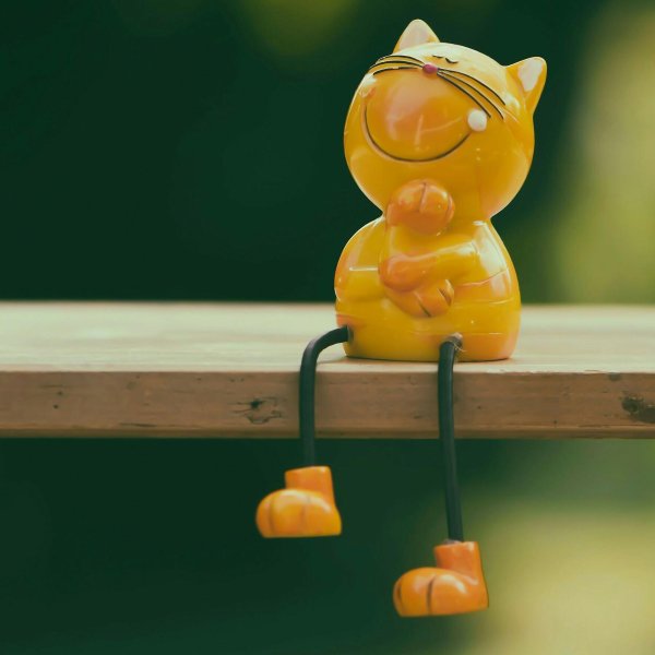 фигурка кошка