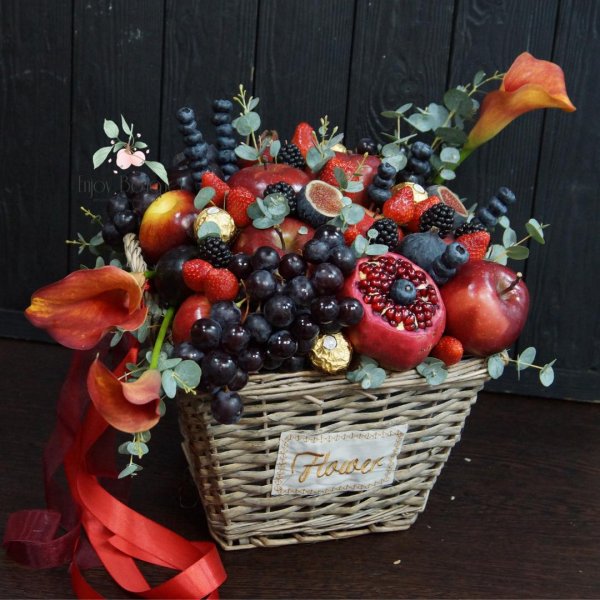 корзина фруктов в подарок