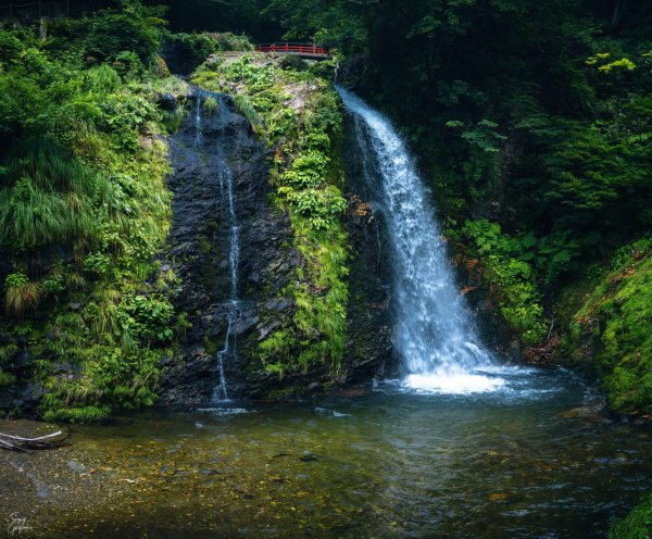 японские водопады каскасу