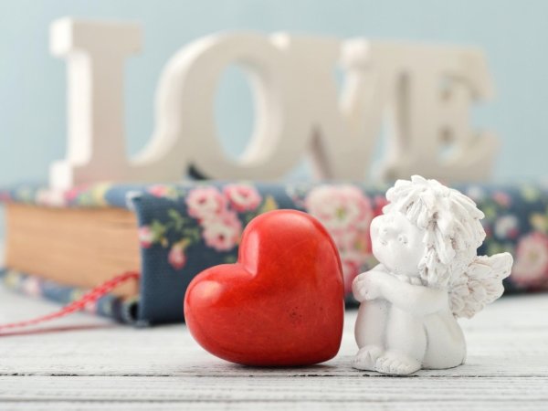 фигурка ангелочек