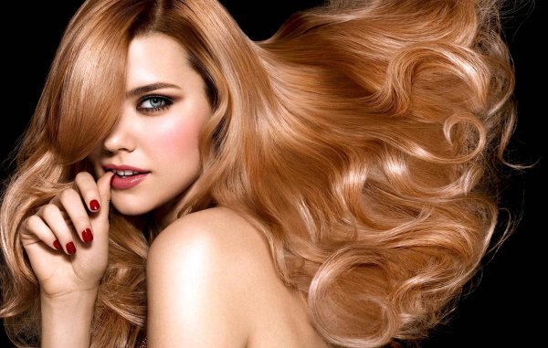 золотистый цвет волос