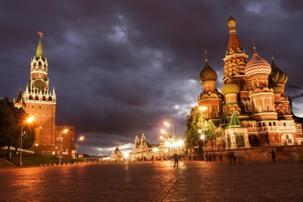 храм василия блаженного ночью