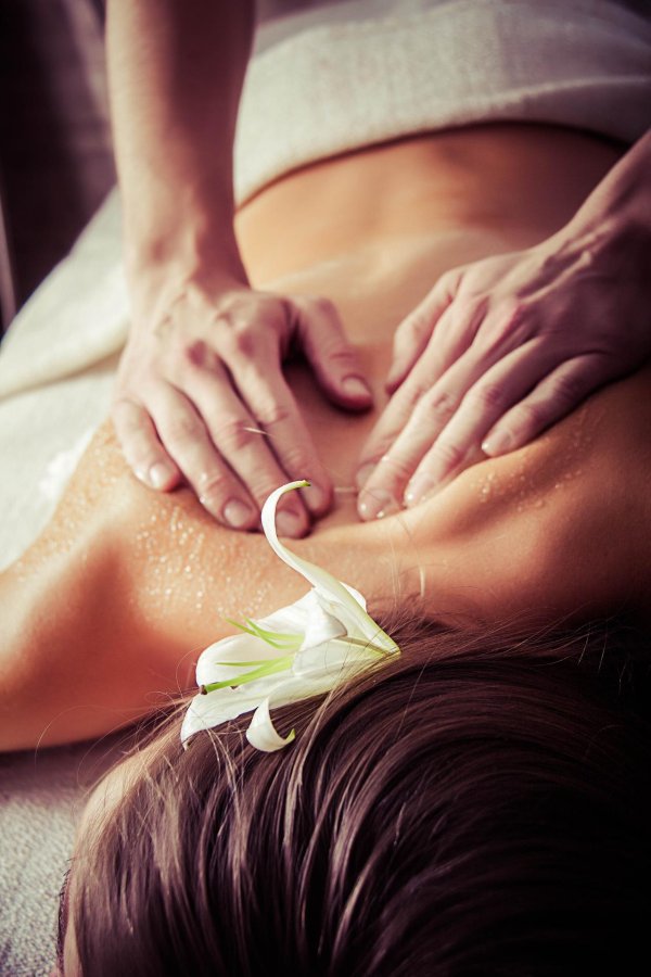 профессиональные массажисты