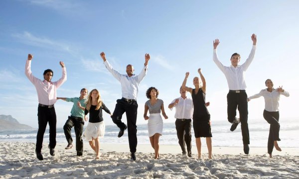 счастливый коллектив