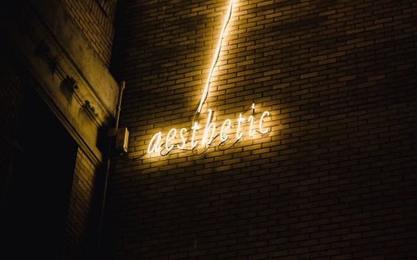 неоновая вывеска