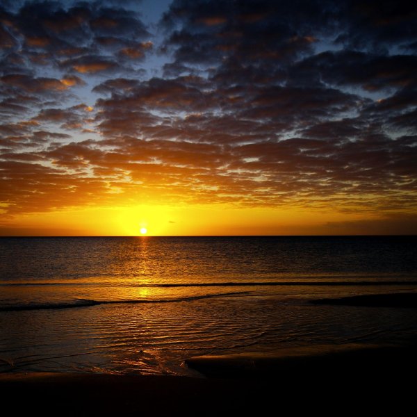 рассвет на море