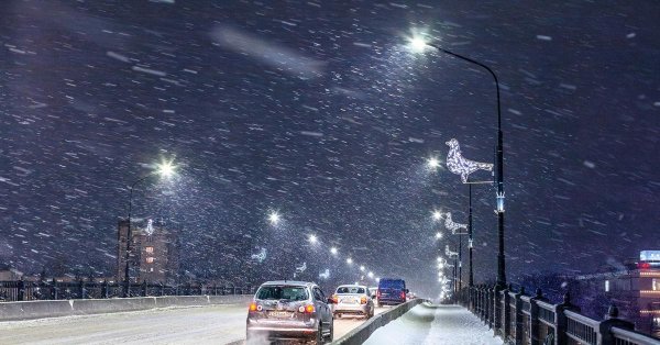 ночной снегопад