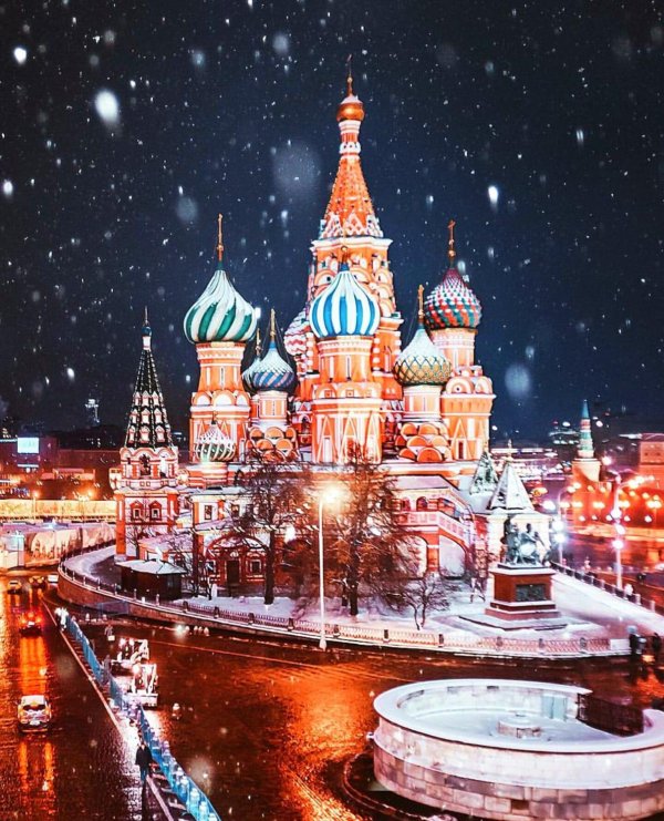 собор василия блаженного зимой